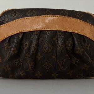 Vintage Louis Vuitton Shoulder Purse